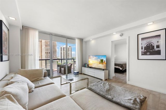 19390 Collins Ave 1519, Sunny Isles Beach, FL 33160