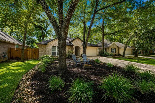 39 Steep Trail Place, Conroe, TX 77385
