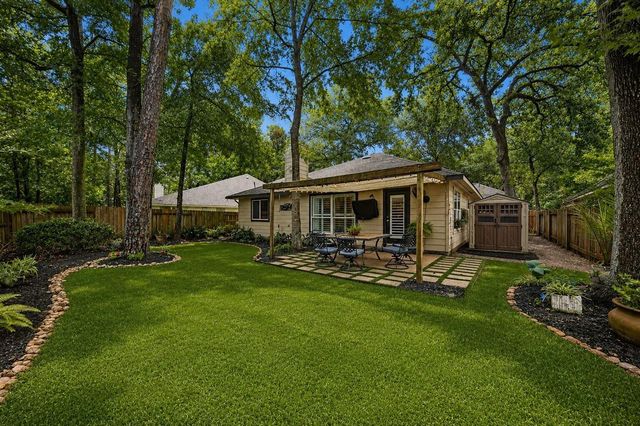 39 Steep Trail Place, Conroe, TX 77385