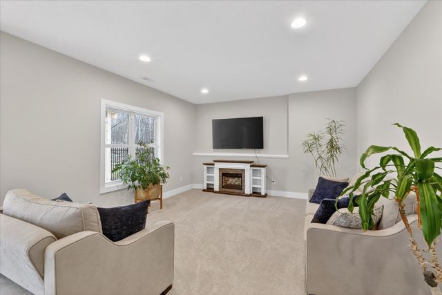 10597 Sharon Lee Lane 88, Portage City, MI 49024