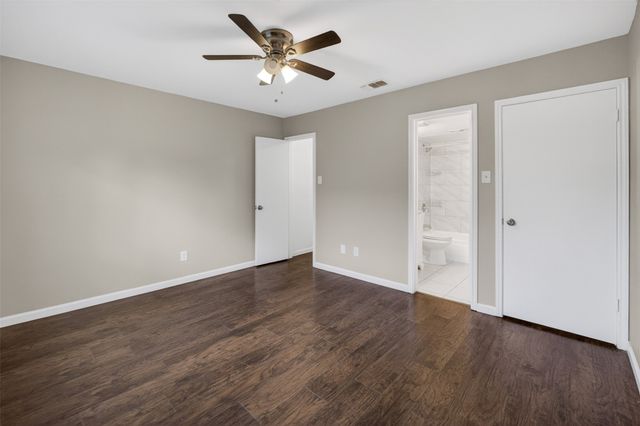 2219 Foxcroft Lane, Arlington, TX 76014