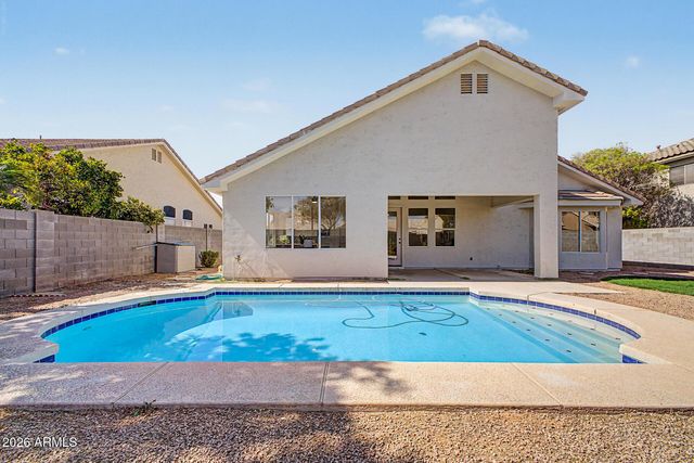 1669 E LAREDO Street, Chandler, AZ 85225