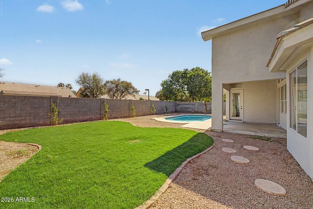 1669 E LAREDO Street, Chandler, AZ 85225