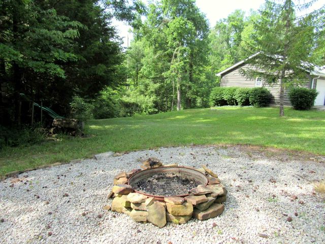 4743 E Coltrane Lane, Spencer, IN 47460