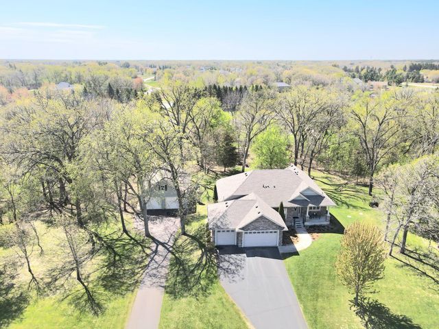3082 208th Avenue NW, Oak Grove, MN 55011