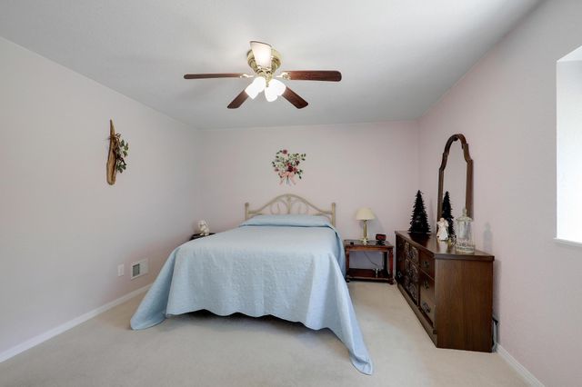 3082 208th Avenue NW, Oak Grove, MN 55011