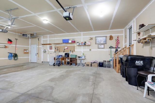 3082 208th Avenue NW, Oak Grove, MN 55011