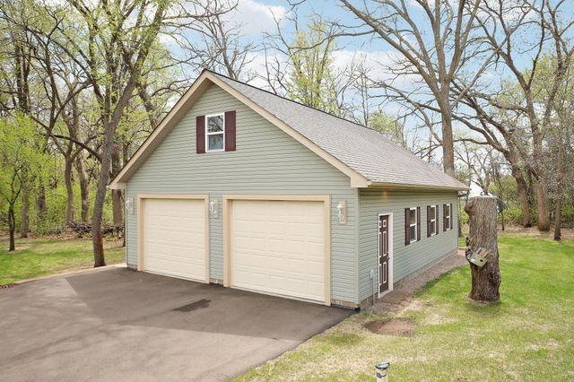3082 208th Avenue NW, Oak Grove, MN 55011