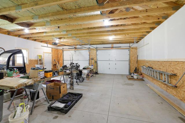 3082 208th Avenue NW, Oak Grove, MN 55011
