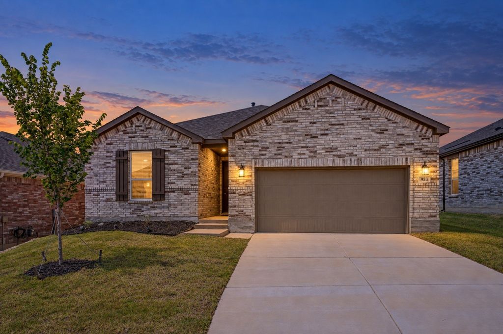 953 Adair Drive, Aubrey, TX 76227 — exterior