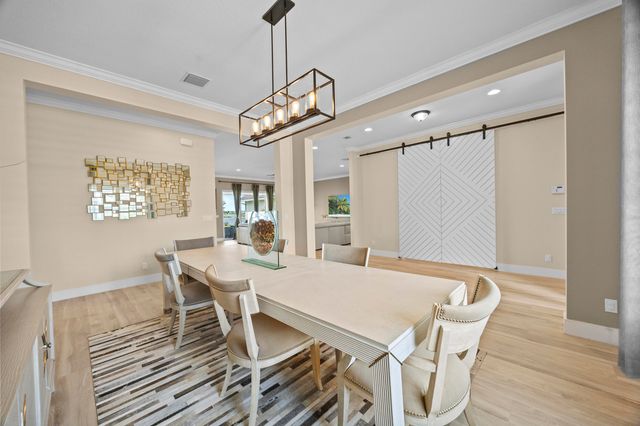 953 Hookline Circle, The Acreage, FL 33470