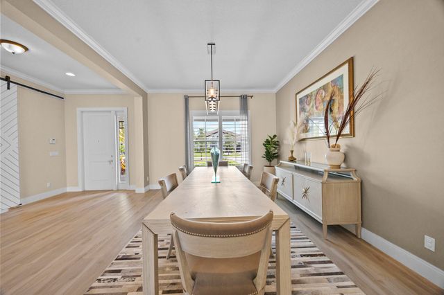 953 Hookline Circle, The Acreage, FL 33470