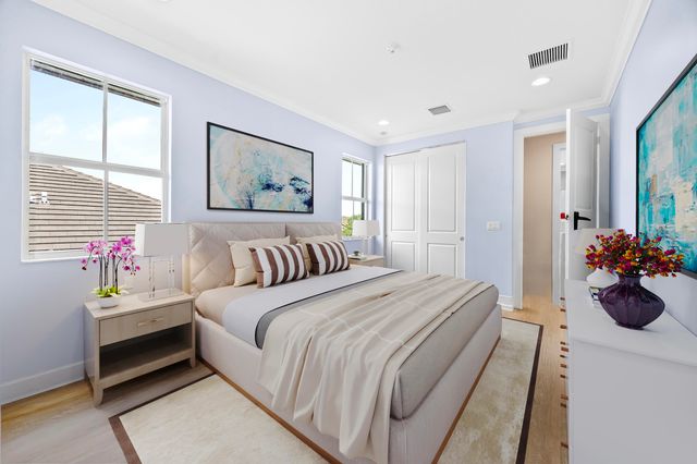 953 Hookline Circle, The Acreage, FL 33470