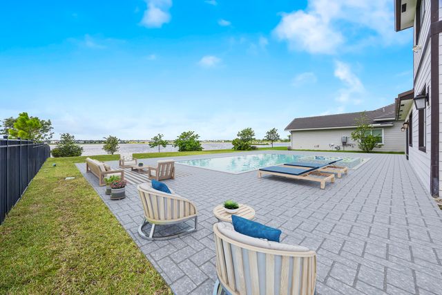 953 Hookline Circle, The Acreage, FL 33470