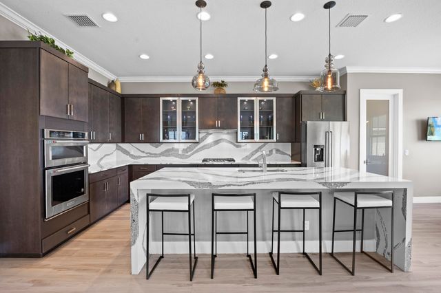 953 Hookline Circle, The Acreage, FL 33470