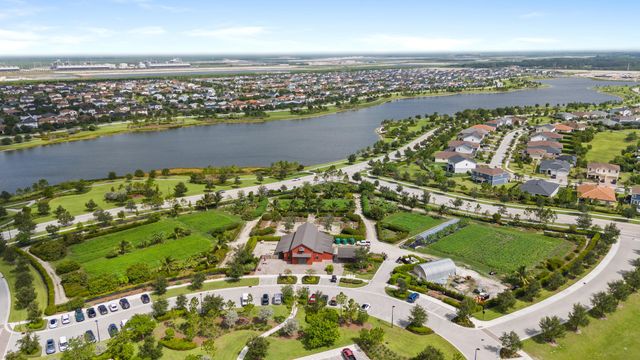 953 Hookline Circle, The Acreage, FL 33470