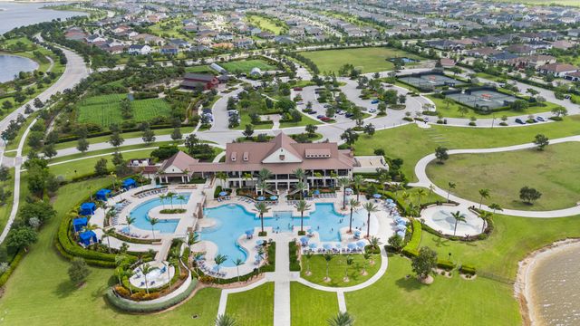 953 Hookline Circle, The Acreage, FL 33470