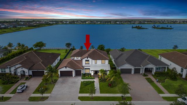 953 Hookline Circle, The Acreage, FL 33470