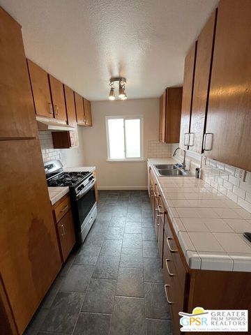 8081 Constantine Drive 4, Huntington Beach, CA 92646