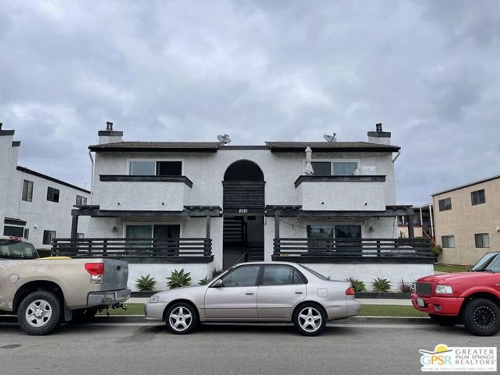 8081 Constantine Drive 4, Huntington Beach, CA 92646