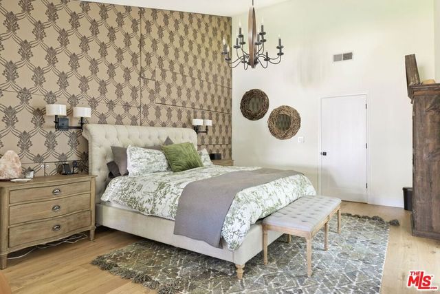 3206 Canyon Lake Drive, Los Angeles, CA 90068