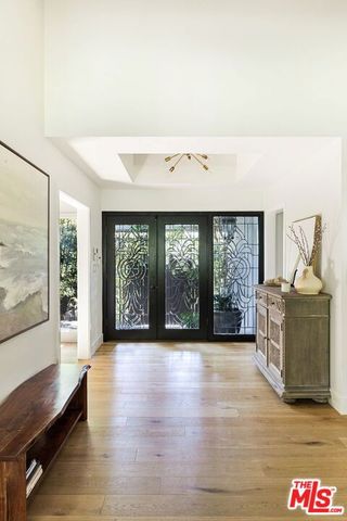 3206 Canyon Lake Drive, Los Angeles, CA 90068