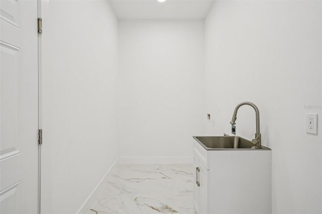 1596 NURSERY ROAD, Clearwater, FL 33756