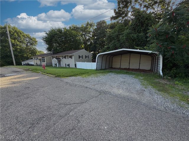 305 SYCAMORE Street, Mingo Junction, OH 43938