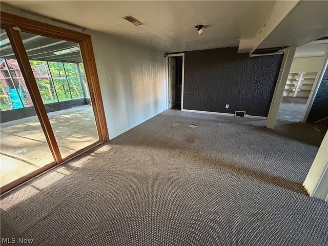 305 SYCAMORE Street, Mingo Junction, OH 43938