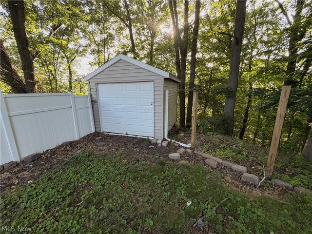 305 SYCAMORE Street, Mingo Junction, OH 43938