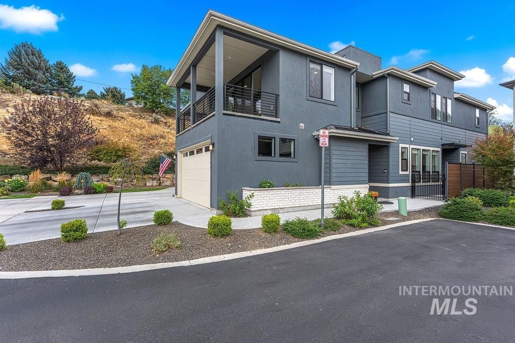 3277 S Sedgebrook Ln, Eagle, ID 83616 photo 3