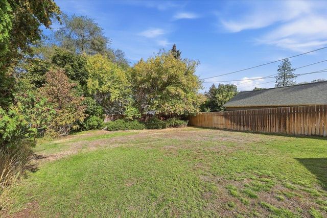 3017 E 18th Ave, Spokane, WA 99223