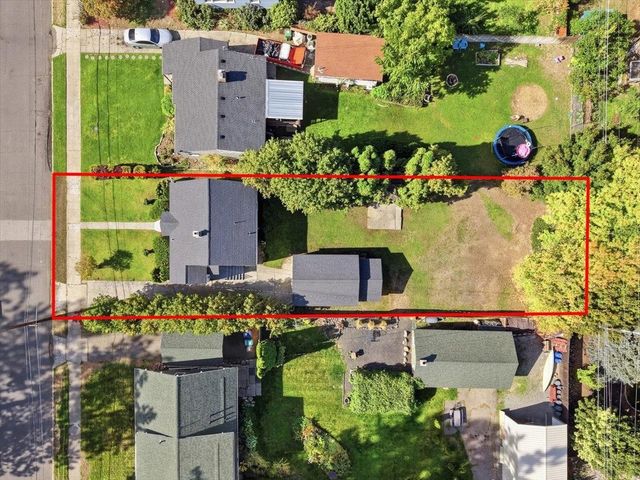 3017 E 18th Ave, Spokane, WA 99223