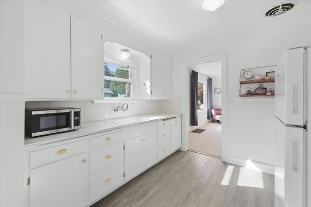 3017 E 18th Ave, Spokane, WA 99223