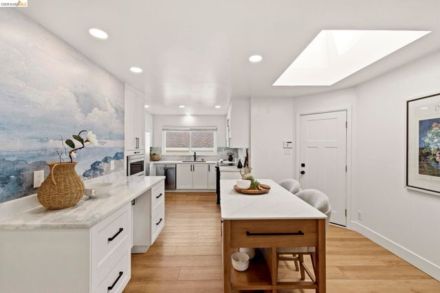 1665 Highland Blvd, Hayward, CA 94542