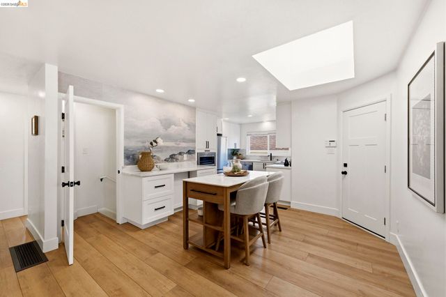 1665 Highland Blvd, Hayward, CA 94542