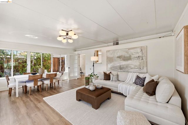 1665 Highland Blvd, Hayward, CA 94542