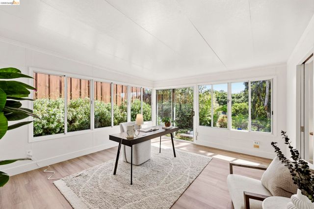 1665 Highland Blvd, Hayward, CA 94542