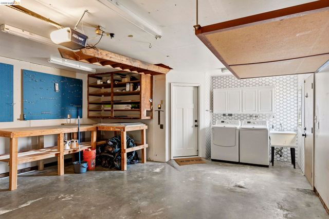 1665 Highland Blvd, Hayward, CA 94542