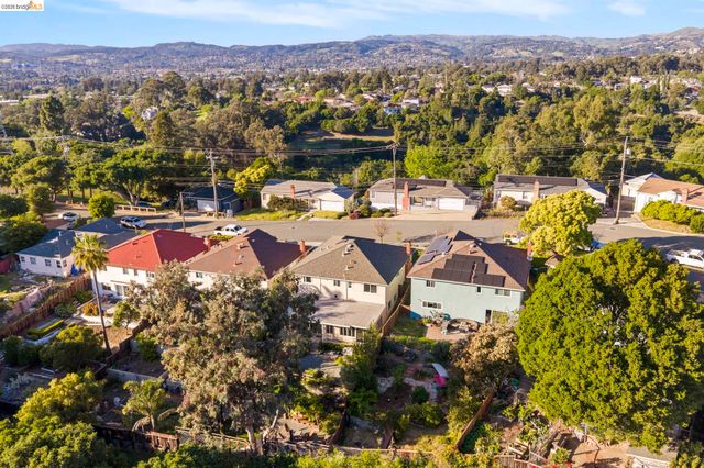 1665 Highland Blvd, Hayward, CA 94542