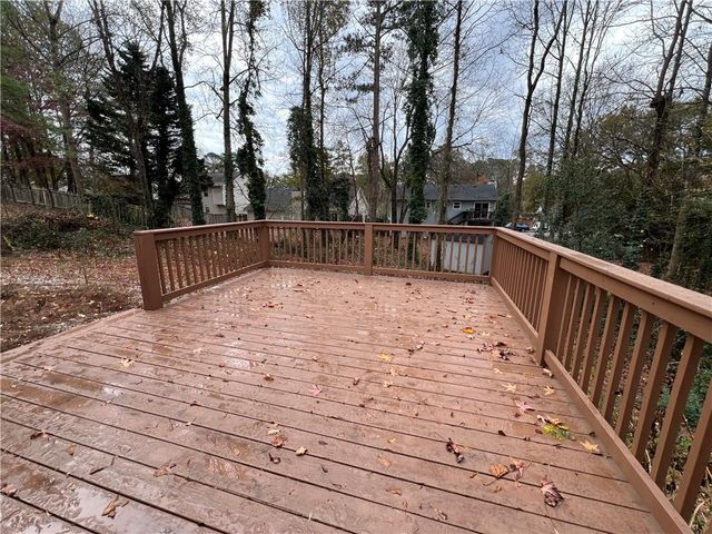 1260 Della Way, Lawrenceville, GA 30043