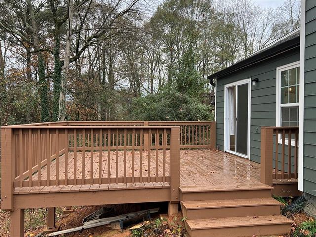 1260 Della Way, Lawrenceville, GA 30043