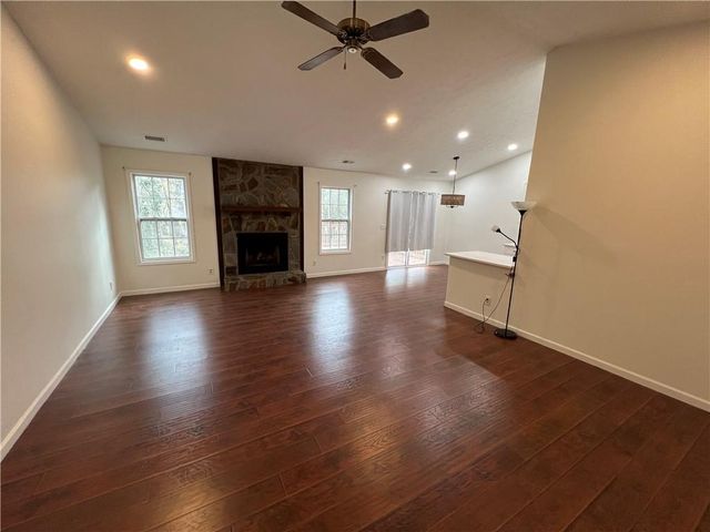 1260 Della Way, Lawrenceville, GA 30043