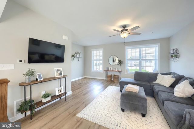56 COOP LN, Hanover, PA 17331