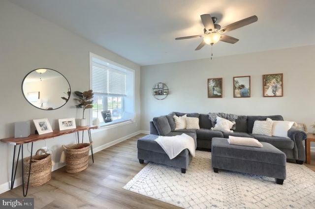 56 COOP LN, Hanover, PA 17331