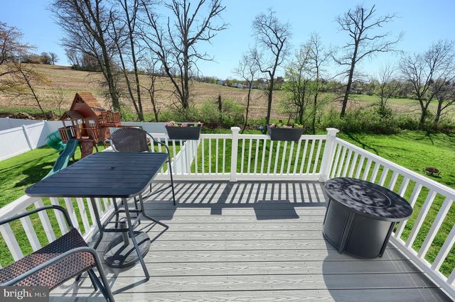 56 COOP LN, Hanover, PA 17331
