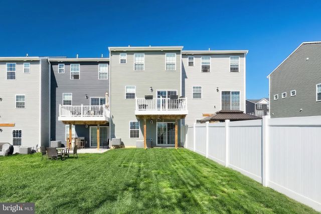 56 COOP LN, Hanover, PA 17331