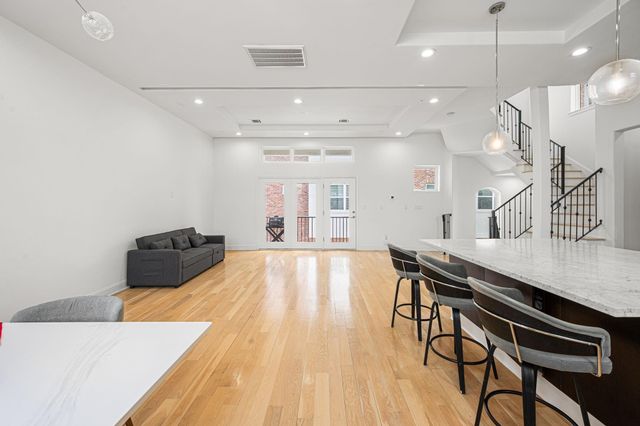 1842 Colquitt Street, Houston, TX 77098