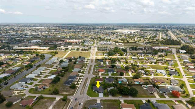741 SW 7TH TERRACE, Cape Coral, FL 33991