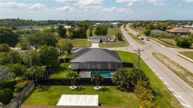 741 SW 7TH TERRACE, Cape Coral, FL 33991